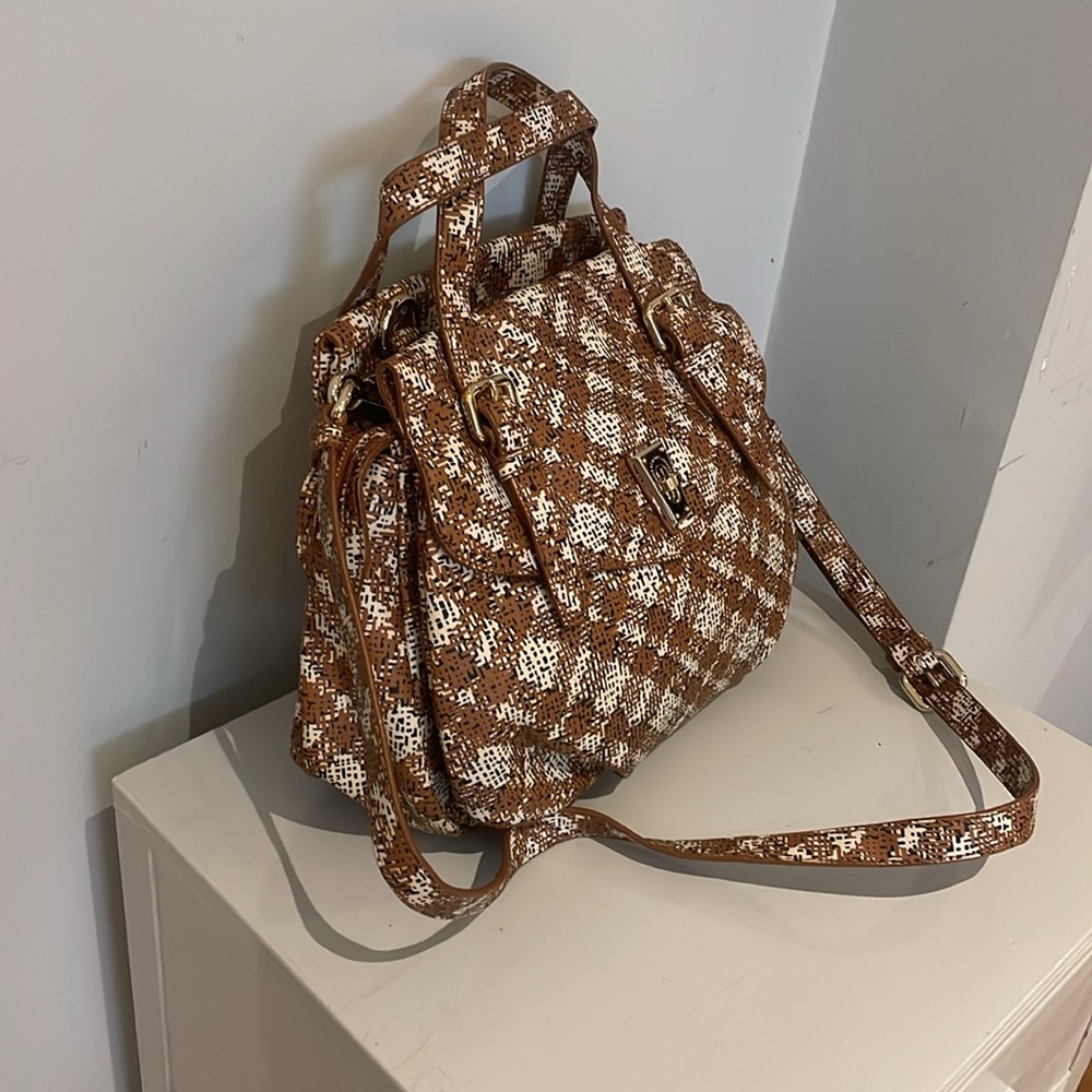 Marc by Marc Jacobs Cooper Penny Handbag - Picture 4 of 13